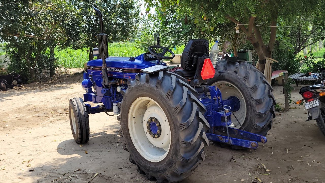 ट्रेक्टर पर कैसे लगी फाइबर छतरी कितना आया खर्चा farmtrac 60 U pipe fitting