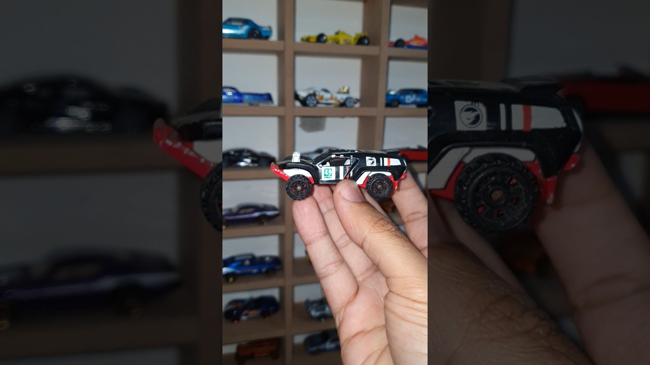 Treasure Hunt Hotwheels Miniature Car 