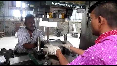 sheet metal cutting tool