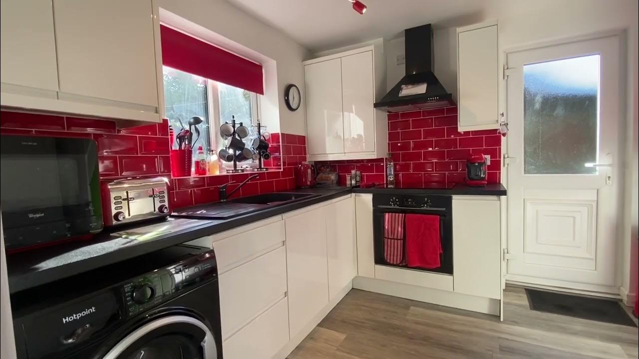 94 Mount Drive marple YouTube