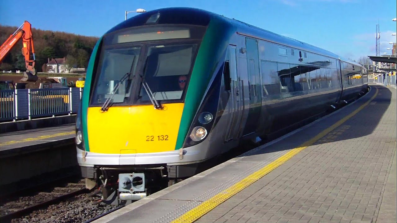IE 22000 Class ICR Train number 22132 - Portarlington Station, Laois
