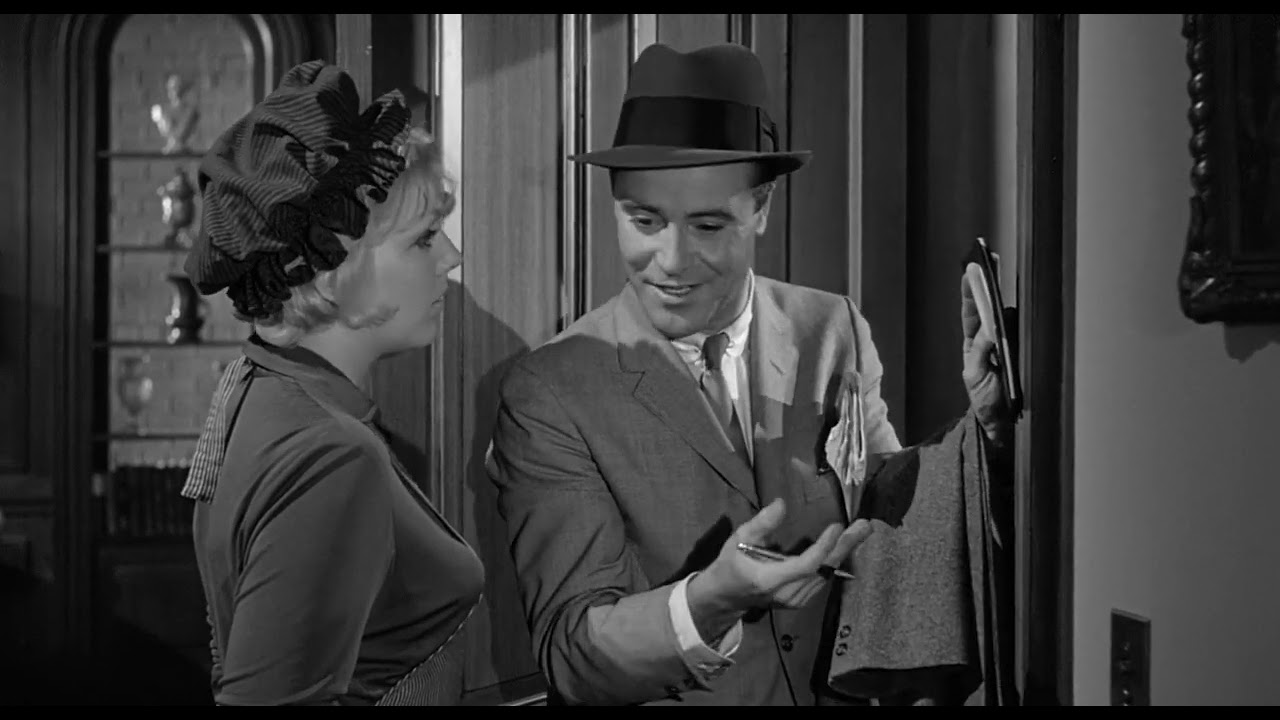 L'Inquiétante dame en noir, Film Complet en Français Comédie et Mystère  Classique Français