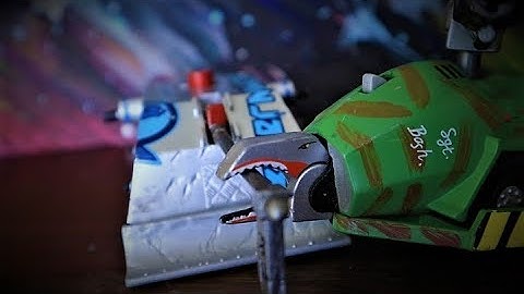 Robot Wars | Sergeant Bash Pullback Toy Review #bringbackbash