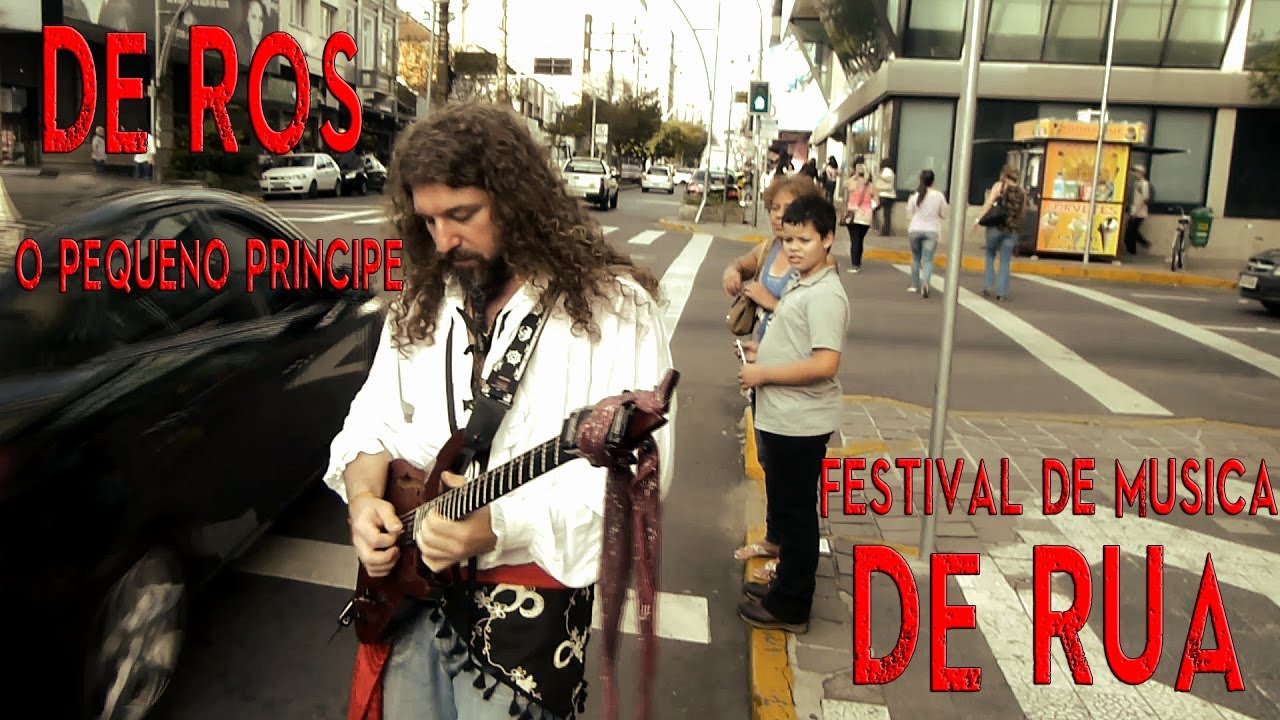 "O Pequeno Principe" na rua! De Ros live on the streets. - "O Pequeno Principe" (the little prince) da "SAF" tocada no "festival de música de rua" de Caxias do Sul.