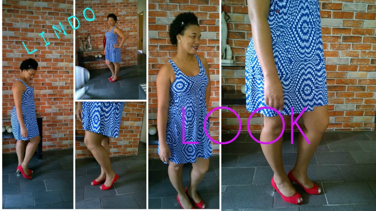 vestido azul sandalia vermelha