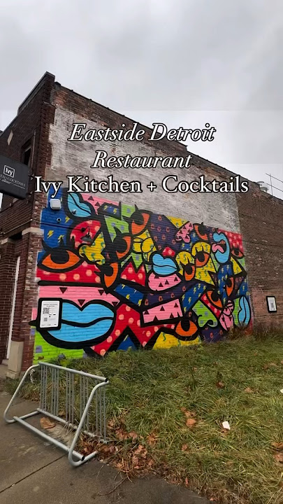 Eastside Detroit Brunch Spot: Ivy Kitchen   Cocktails📍9215 E Jefferson Ave, Detroit, MI 48214
