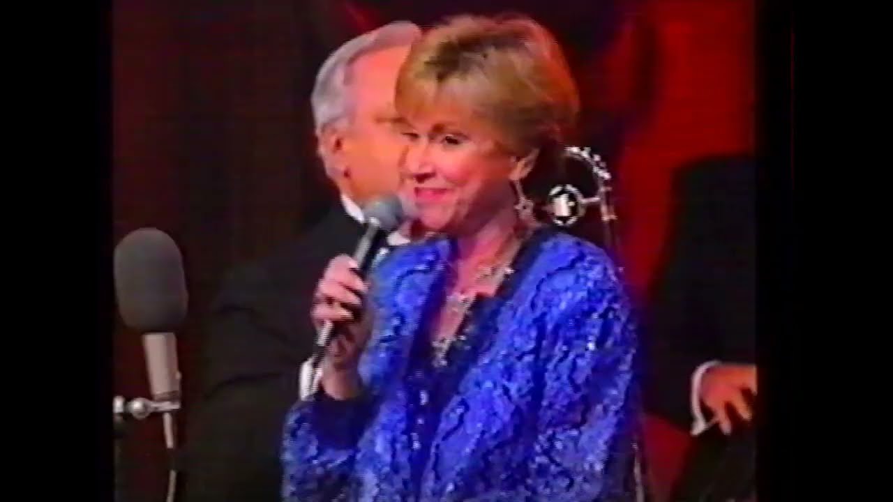 I Get A Kick Out Of You  -  Lynn Roberts (Vocal) with Buddy Morrow & The Tommy Dorsey Orchestra.