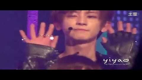 120417 EXO-K  - Show Champion Ending (Chanyeol Fancam)