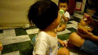 20090909 妹妹坐在地上哭 2