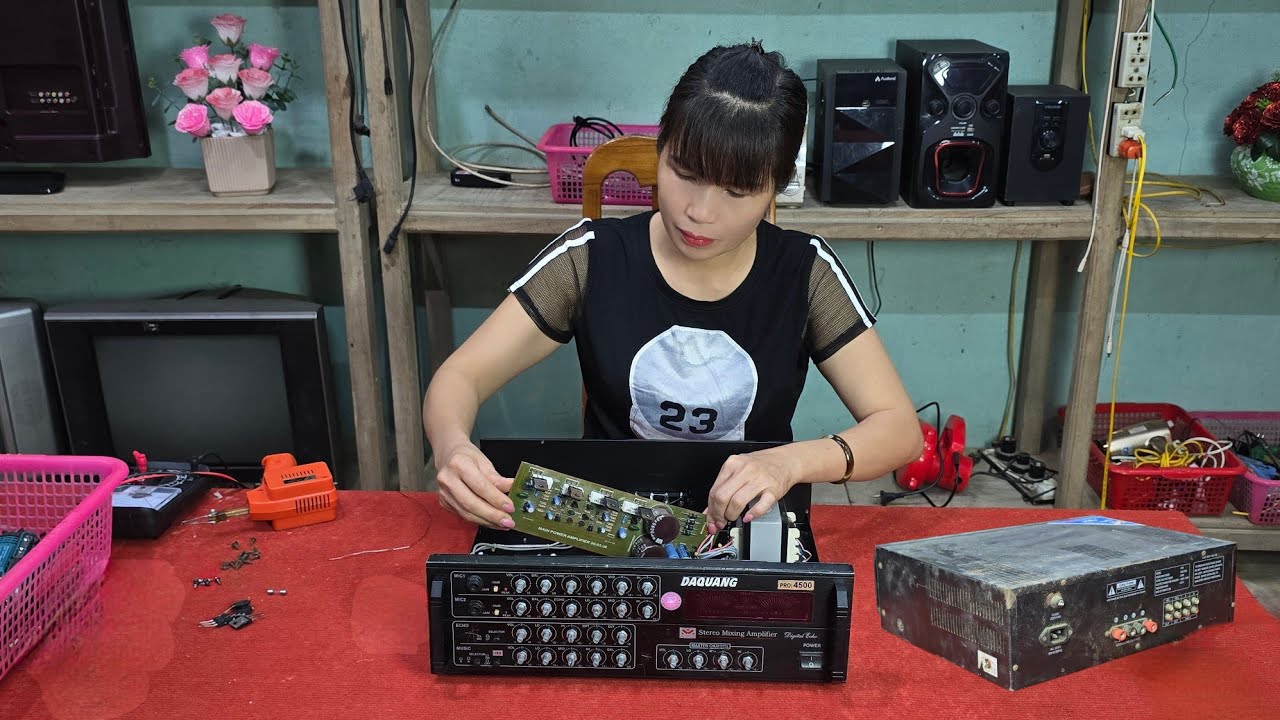 Simple repair to restore 20 year old DAQUANG amplifier / Hải daily life