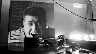 Levent Yüksel - Kadınım (Plak Kayıt)