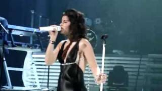 Nelly Furtado - Try (live)