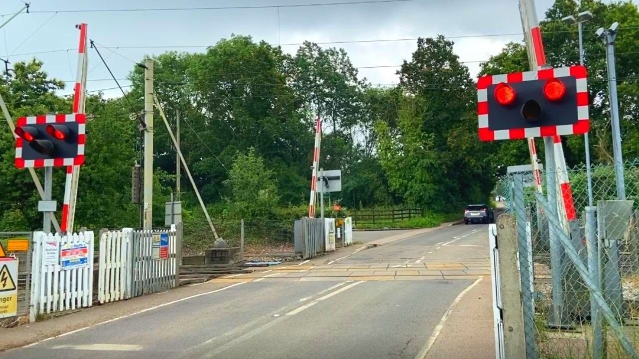 Chitts Hill Level Crossing, Essex