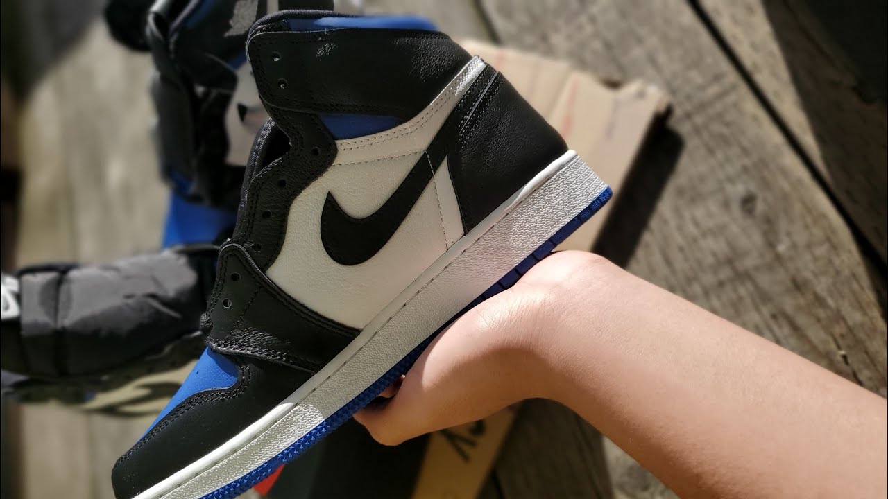 jordan 1 royal toe outfit