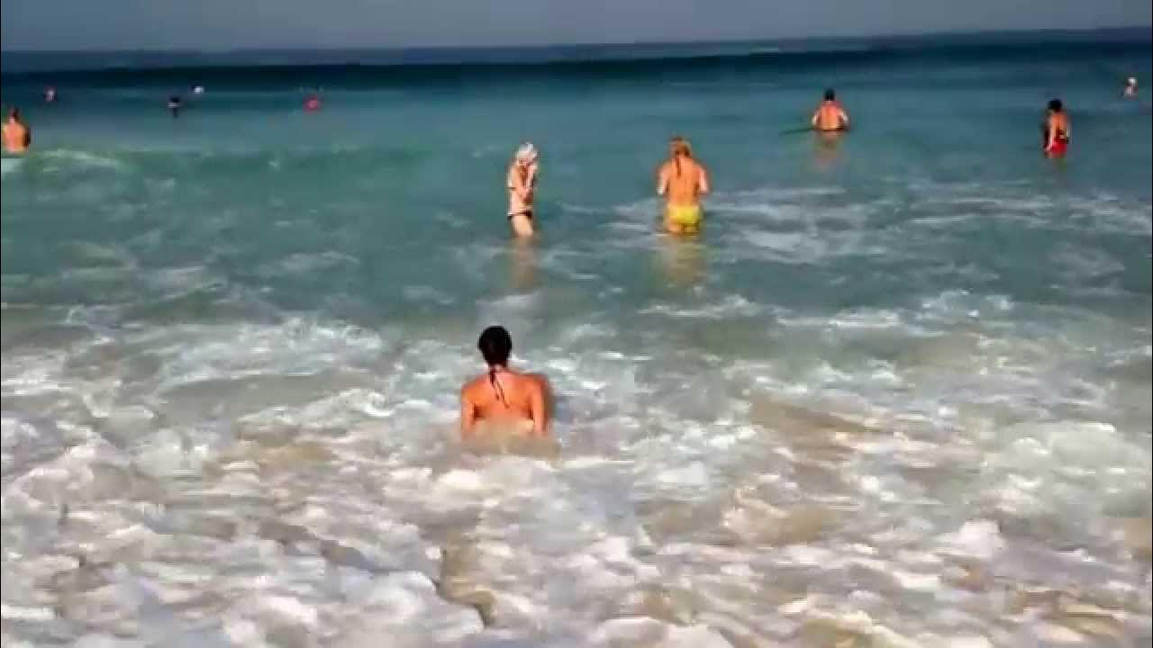 Jbr beach дубай 2021. дубай купаться. дубай в январе купаются\. атлантис дубай пляж. White beach дубай.