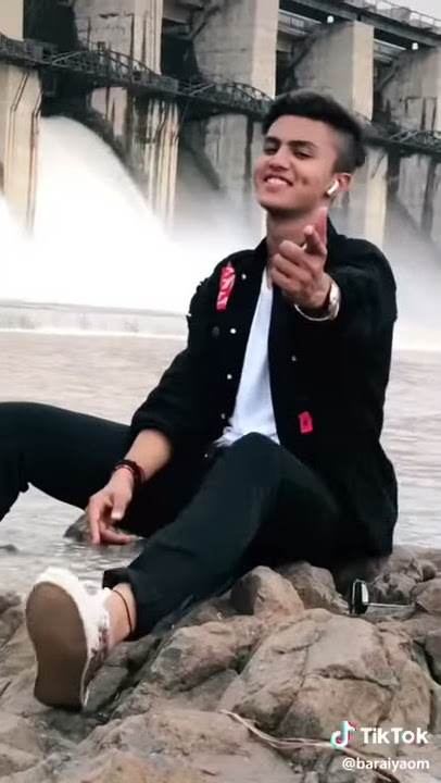 Viral!! Tiktok Cowok ganteng berlesung pipi