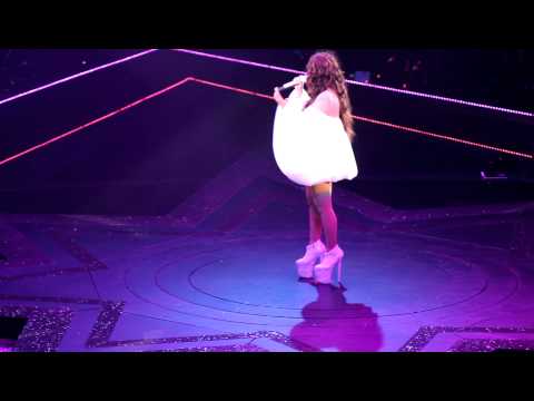 香港張惠妹AMeiZING世界巡迴演唱會2012 173  我可以抱你嗎.MOV