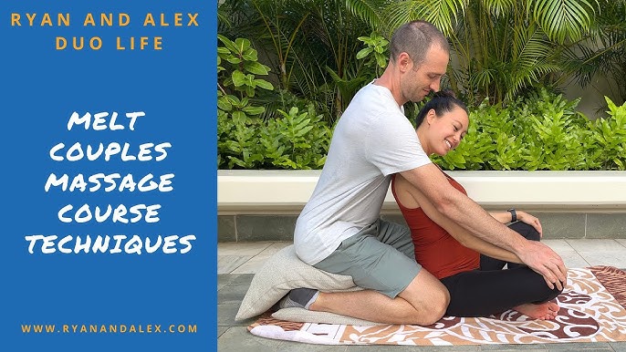 How many of the couple's yoga - Ryan and Alex Duo Life