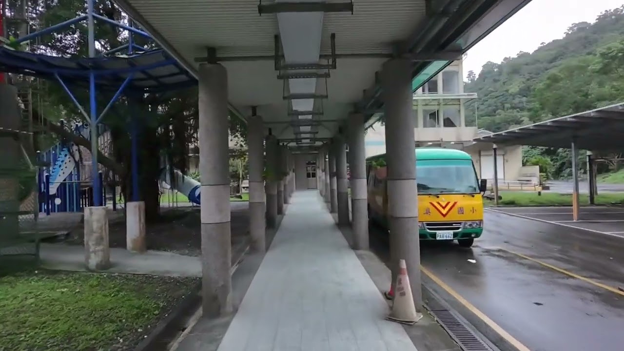 20260103蘇澳國小走道穿越機練習