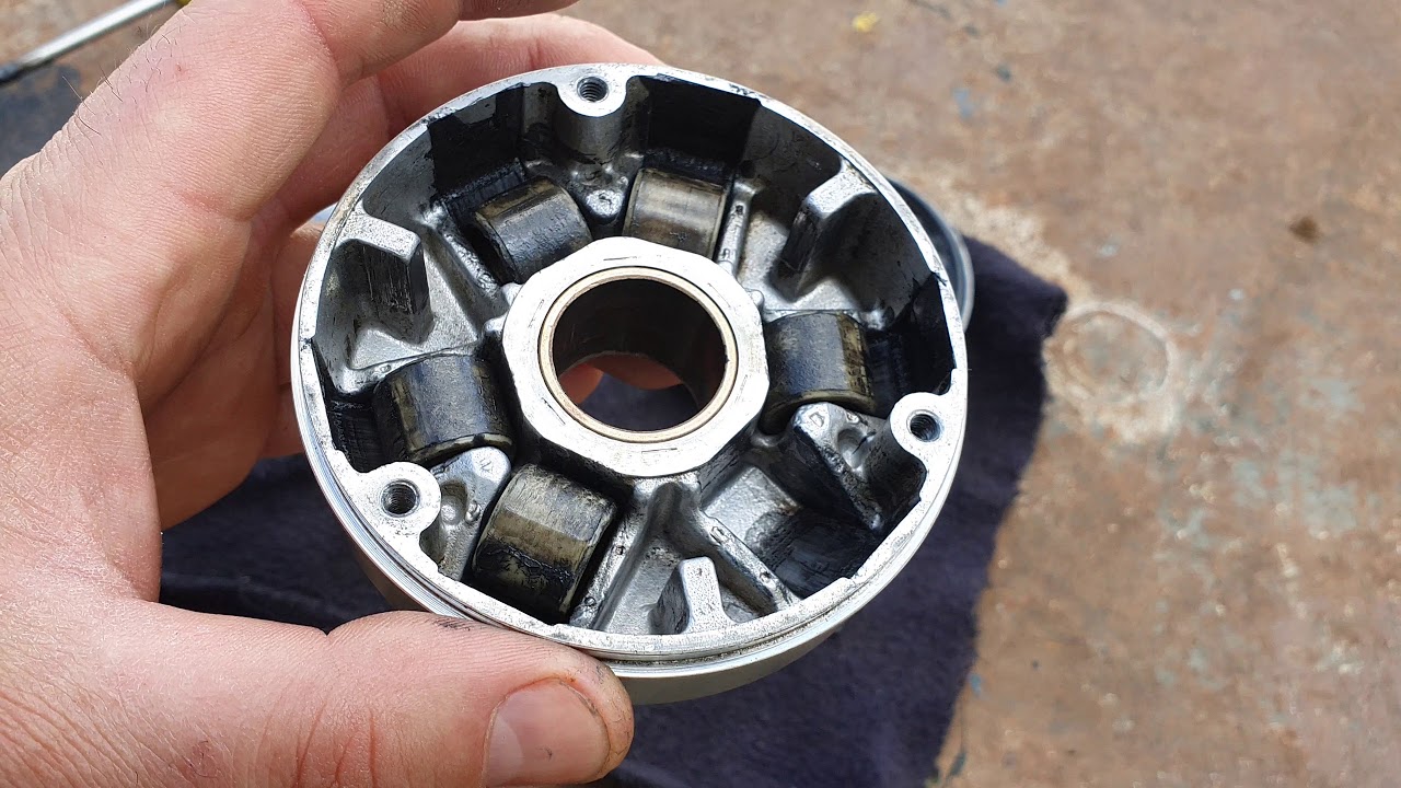 нужно ли смазывать вариатор. сборка вариатора сф мото 1000. ведомый диск вариатора брп v 800. ведущий диск вариатора сф мото 800. замена ремня вариатора 139qmb.