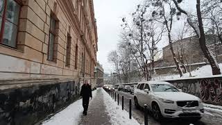 картинка: Львів 2023 29 листопада прогулянка частина друга Lviv 2023 29 November walk part two