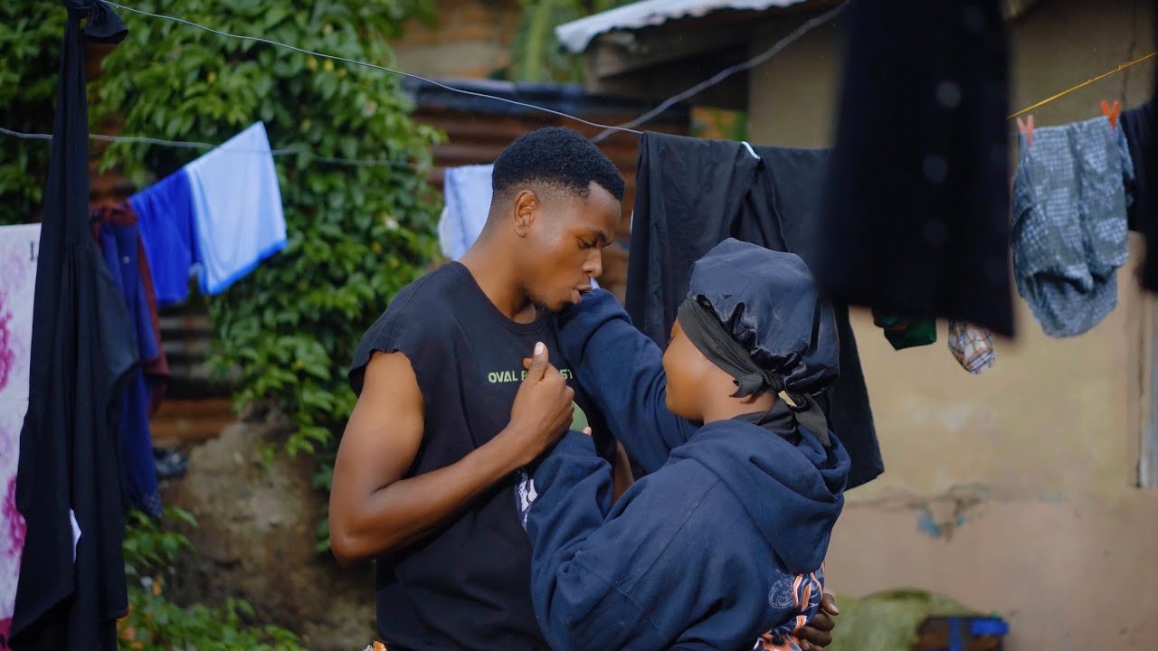 Watch Kwaze - Nawewe (Clip Officiel) on YouTube Watch Kwaze - Nawewe (Clip Officiel) on YouTube