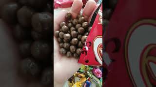 Very Yummy Chocolate with Fant Flyer, ASMR #shorts