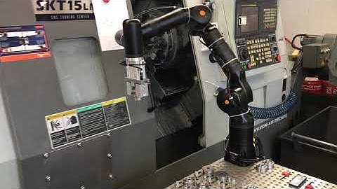 Kassow Robots application - Machine tending