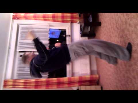 Video: Sexuálne Hry Kinect Neboli Vzrušené