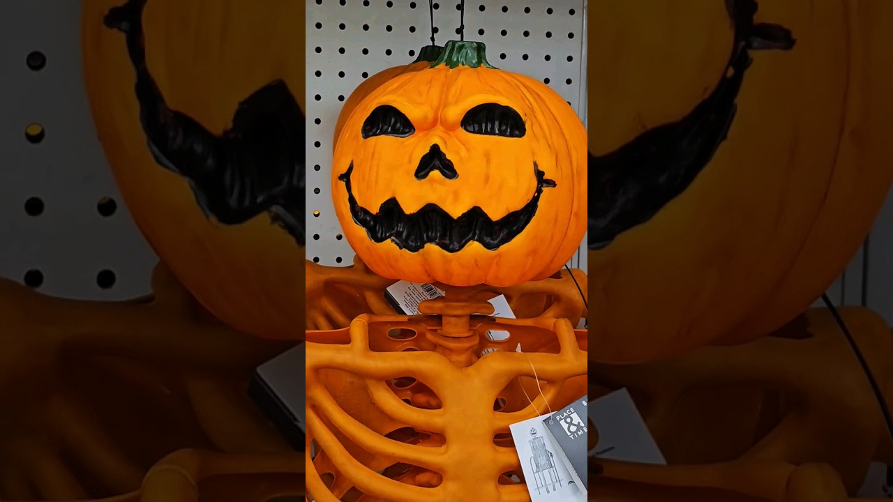 Scary Halloween Pumpkin #halloweendecor #halloween2023