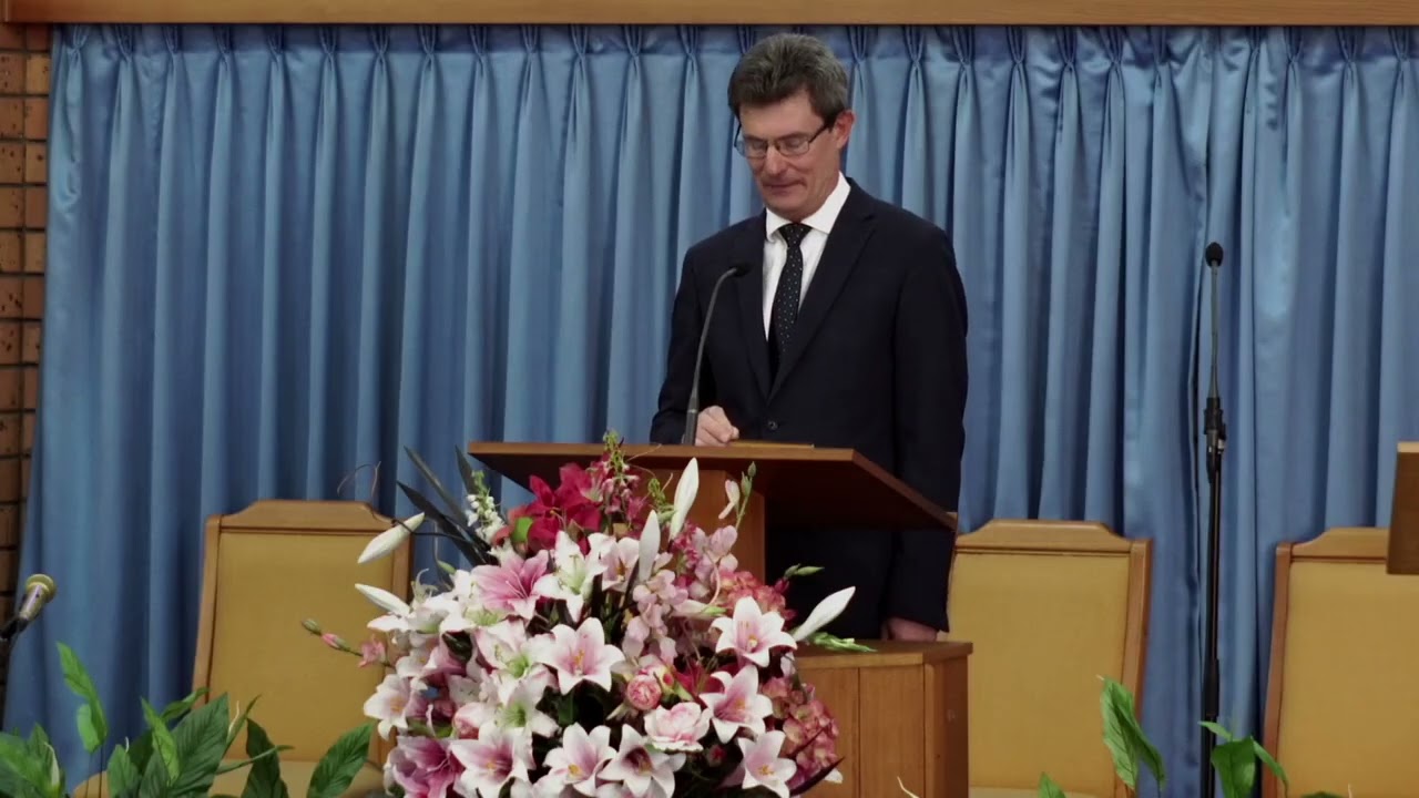 Za  pozno obudzeni Pastor Pawel Ustupski.