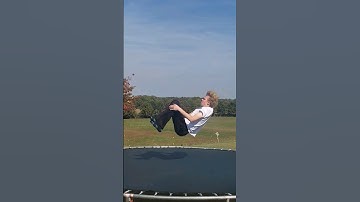 Learn to Frontflip on trampoline in 20seconds! (#flips #frontflip #tutorial)
