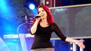 Mesh (with Julia Beyer) - Who Says (Amphi Festival 2010)