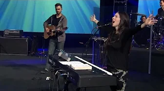 Laura Hackett Park // Onething 2016, Session 2 Worship Laura Hackett Park // Onething 2016, Session 2 Worship