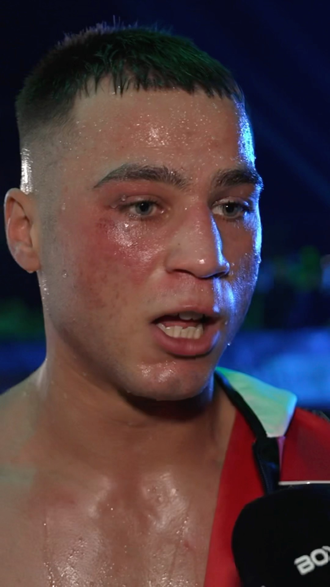 ????????? ??? ???????? ? Lucas Roehrig wanted to break his opponent and did so.