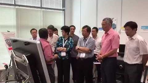 PM Lee at the Test Cell of the BCA Skylab