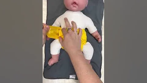 How to use a Snappi with cloth diapers? #shorts #rumparooz #kangacare