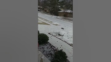 STL SNOW DAY epic traxxas jump that broke the rear axle on the SLASH