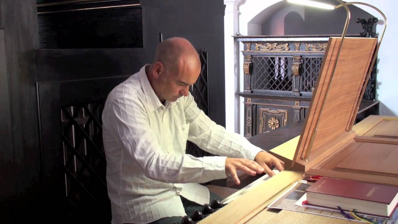 Pirates of the Caribbean Theme Song - Organ Improvisation by Manfred Tausch