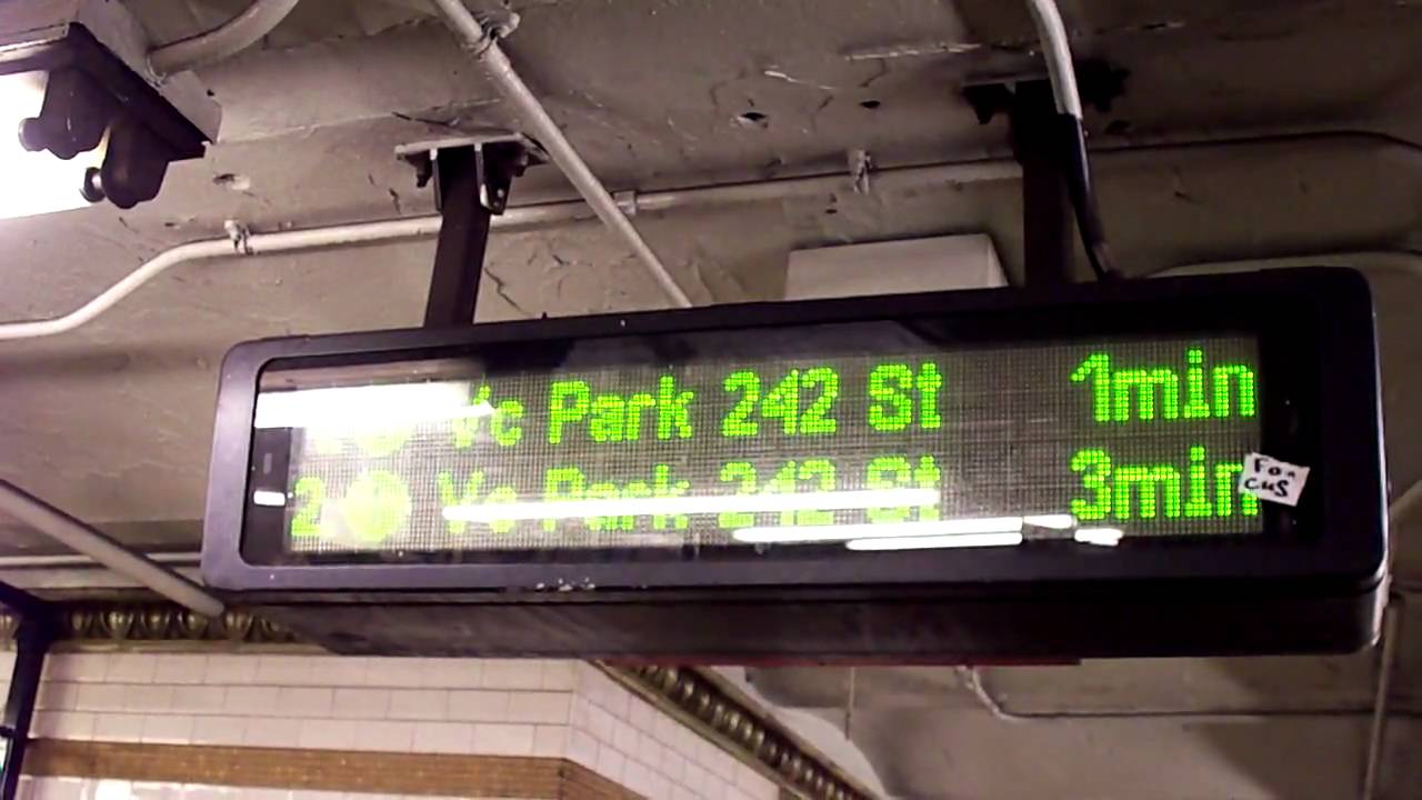 Exclusive! New Time Arrival Sign with R62A (1) at 157th Street [HD ...