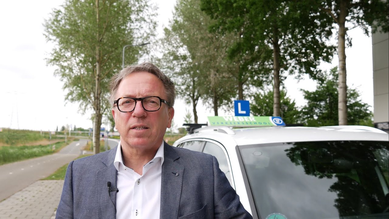 ALLE BIJZONDERE VERRICHTINGEN VOOR DE AUTO