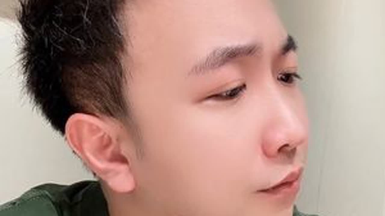 这么大的人了，还不懂饭桌上的规矩？#解气瞬间 #饭桌规矩 #客不带客 #结尾才是重点 #整顿不良风气