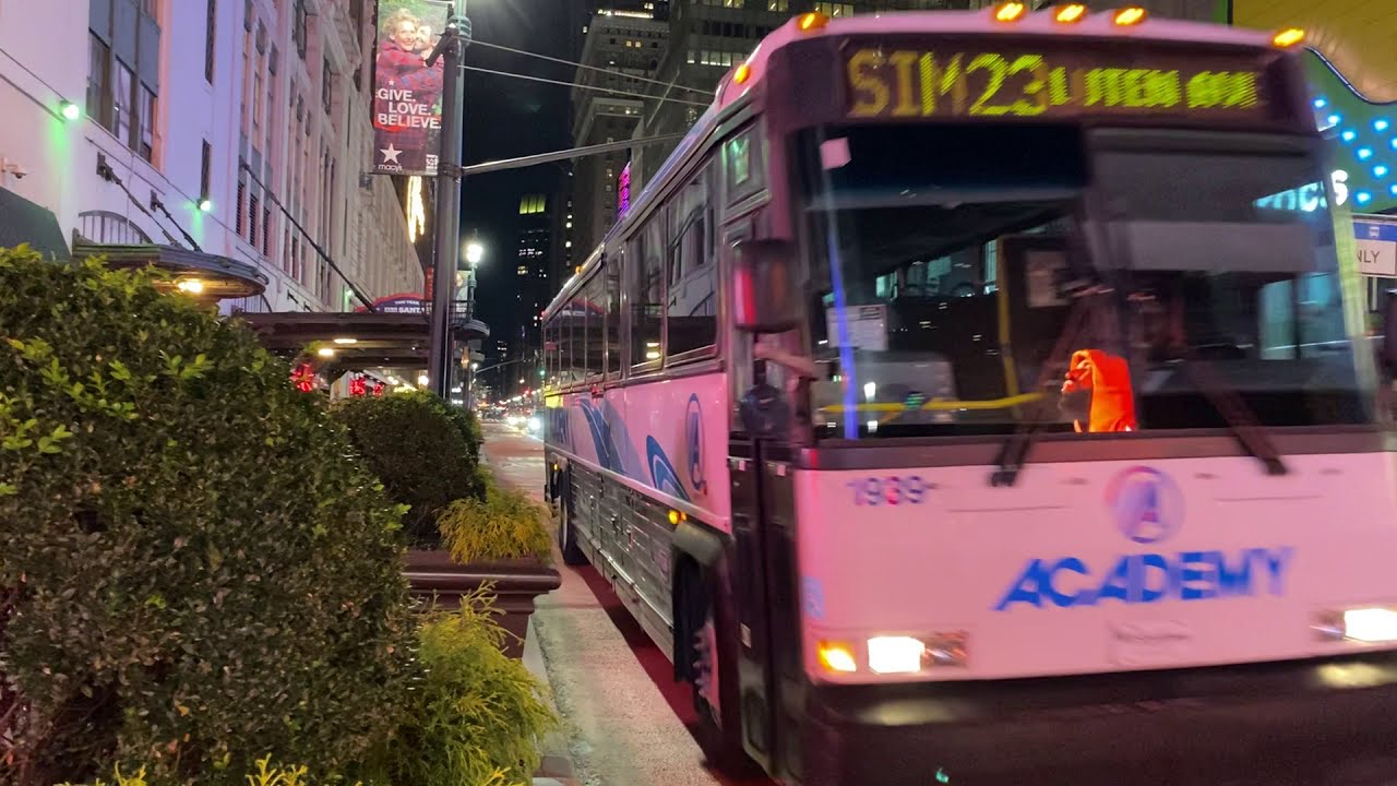 Academy Bus 2001-03 MCI D4500 Commuter Coach 1939 on MTA Route SIM23 ...