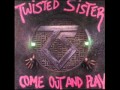 Twisted Sister - Be Chrool to Your Scuel.wmv