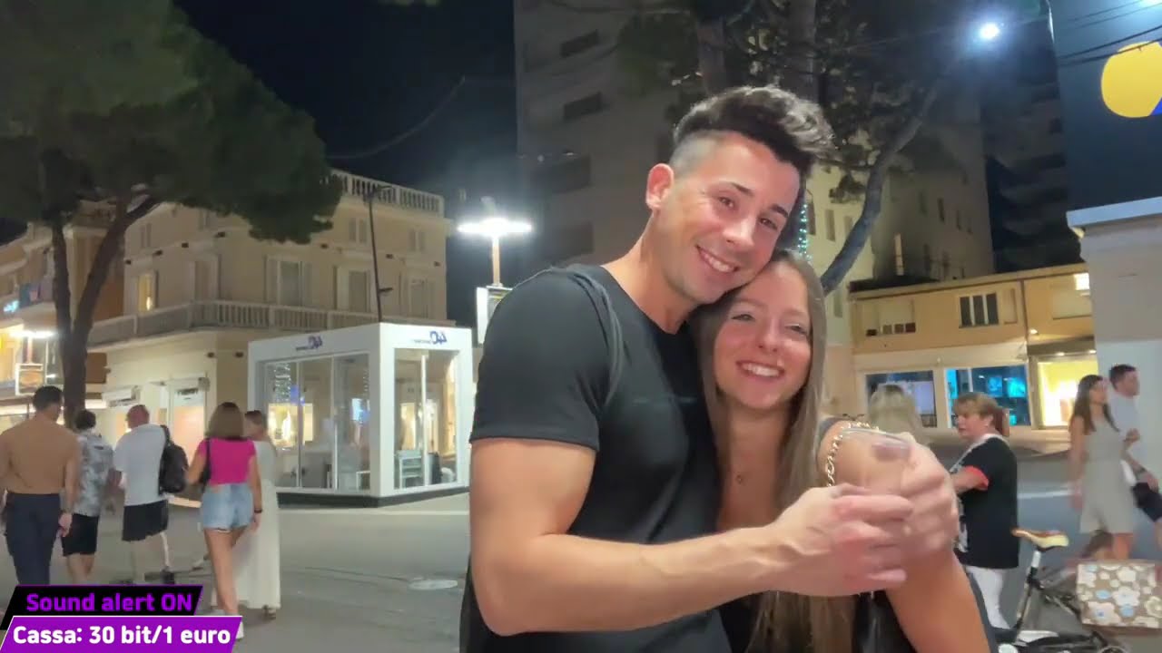 Conoscere ragazze a Riccione. Live di LucaKingM