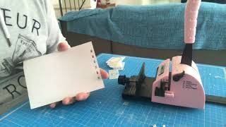 Scrapbooking: Mini album tutorial, binding with Bind-It-All
