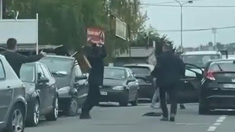 Kakva tuca u Zarkovu! Tukli se stolicama