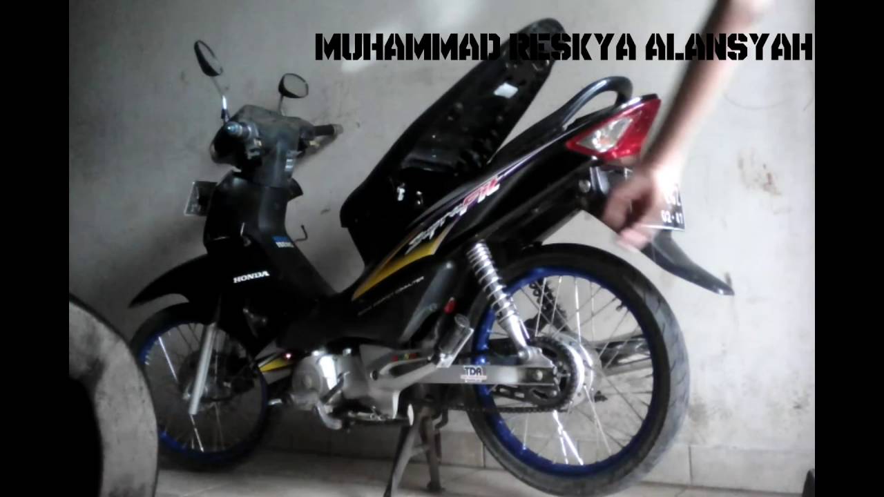 Membuka Jok Dengan Hidrolik II Supra FIT 2007 YouTube