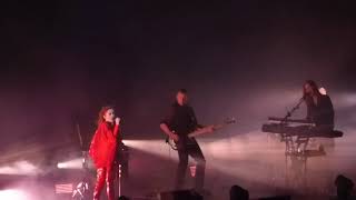 Goldfrapp - Everything Is Never Enough Hollywood Bowl, Los Angeles CA 9/18/17