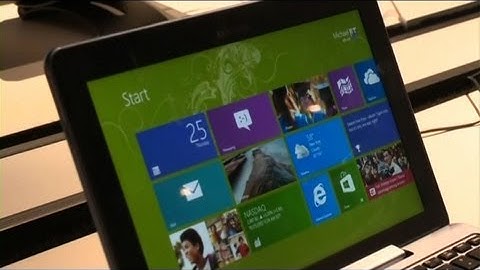 Microsoft marks shift with Windows 8, new tablet